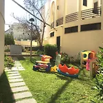Clube Alvorferias アパートホテル