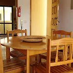 Clube Alvorferias アパートホテル