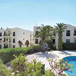 Clube Alvorferias Aparthotel 3*